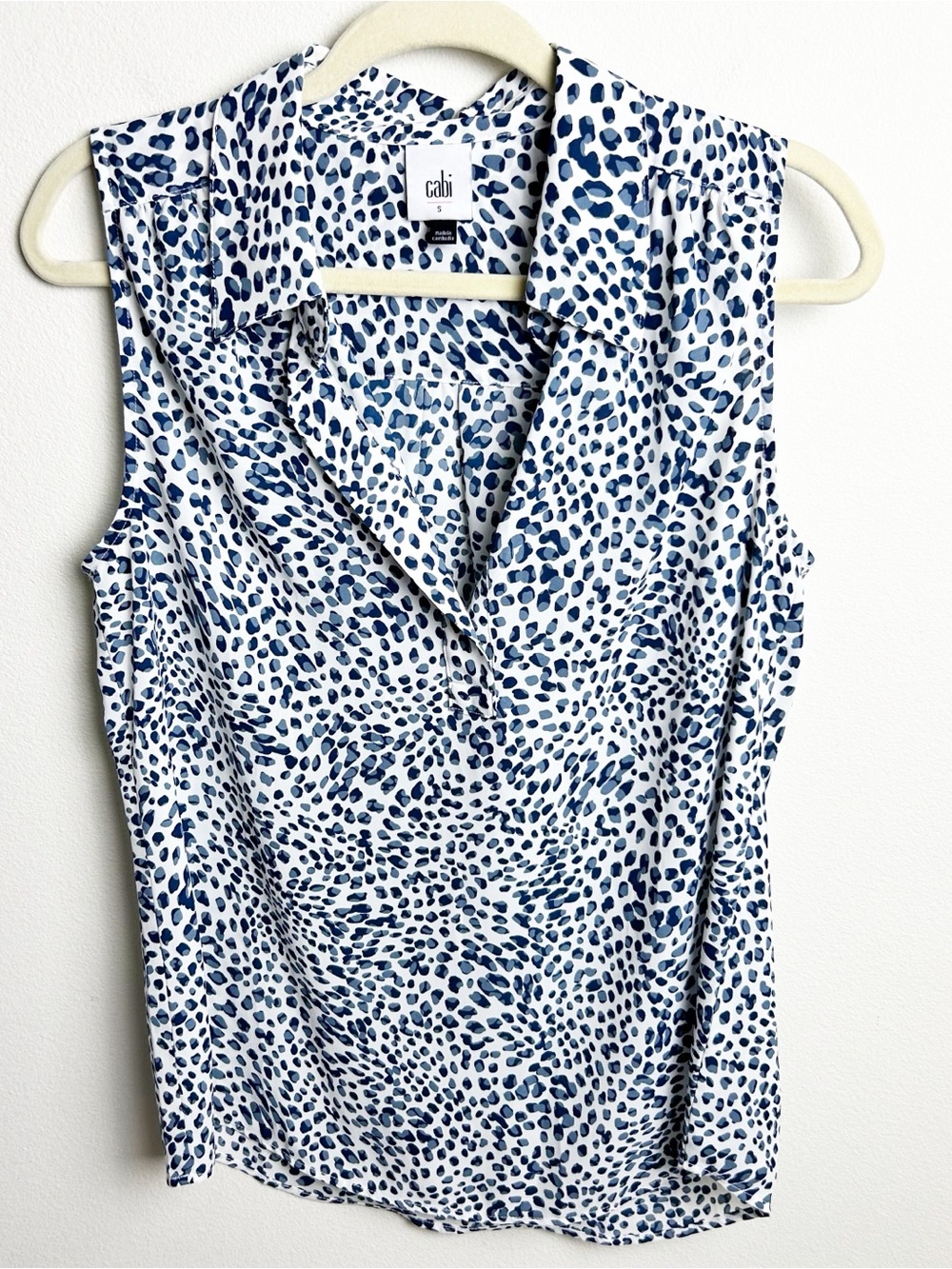 Cabi "Cheetah Blues" Catwalk Top Leopard Print Sleeveless Blouse | S